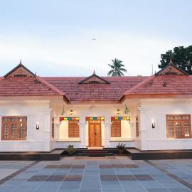 Beach Light Villa, Charm of Kollam, хотел в Колам