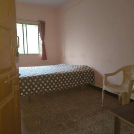 Konkan Palace Lodge، فندق في تشيبلون