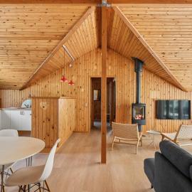 Renovated 4 Rooms Sea View Beach Calm