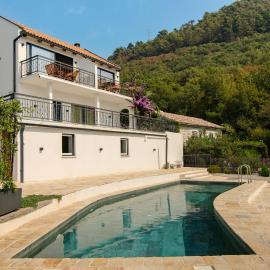 PoolSide Residence