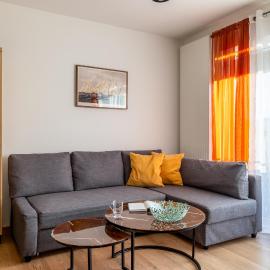 Szczecin Bronowicka Modern Studio by BookingHost