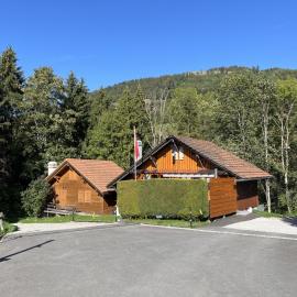 Charmant Petit Chalet 3 étoiles en Gruyère