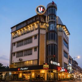 HOTEL UR - Nearby Prayagraj Junction and High Court