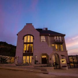 Silent Night Villa, hotel sa Dalat