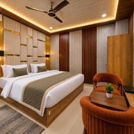 Hotel Ayansh – hotel w mieście Gorakhpur
