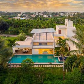StayVista at Aralu Villa with Pool, Bonfire