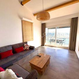 Stunning 3 Bedroom, 2 Bathroom Sea View House, hotel v destinaci Milas