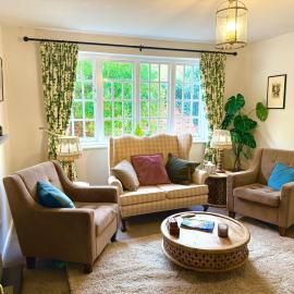 Hampshire Cottage in Hartley Wintney