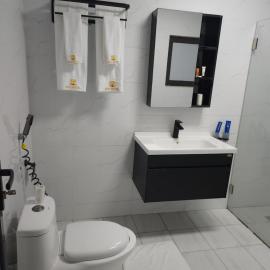 520 HOTEL Et RESIDENCE, hotel en Abiyán