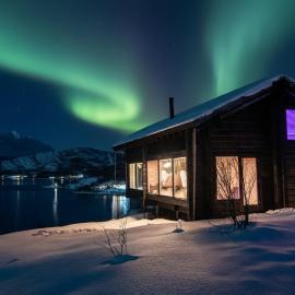 Sommarbukt Tind - Luxury Fjord Lodge near Tromsø, hotel i Tromsø