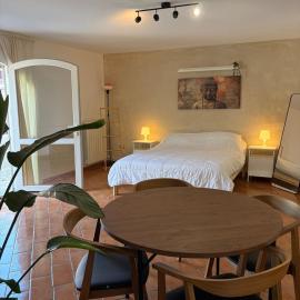 리보르노에 위치한 호텔 Private Studio Suite with Free Parking