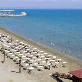 Mercure Larnaca Finikoudes Beach
