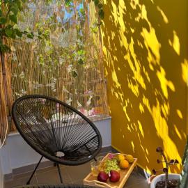 The bee's house 2