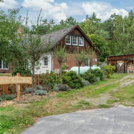 Jagdhaus an der Nemitzer Heide, ξενοδοχείο σε Prezelle