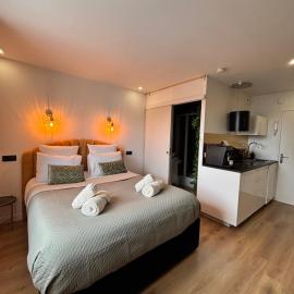 Studio plein centre de Concarneau, 50 m de la mer – hotel w mieście Concarneau