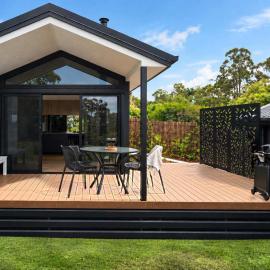 Luxe Villa - Ocean Views 15km to Coolum Beach، فندق في Ninderry
