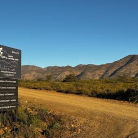 Dassiekrans Guesthouse - Shama Lodge, hotelli kohteessa Steytlerville
