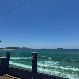 Casa na praia da Armação