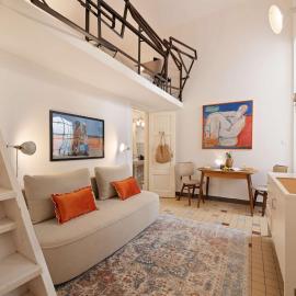 Cozy Artsy Duplex Studio Near the Great Synagogue, Hotel in Budapest