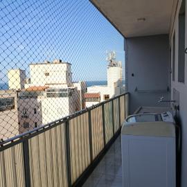 Ape no Centro a 100m do Mar com Garagem