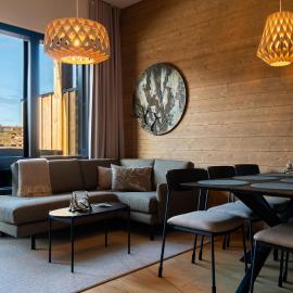 Viesnīca Le Chalet Lingonberry D4 Ski-in Ski-out, Hot Tub by Aavalevi pilsētā Levi