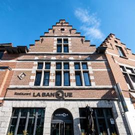 Les Camuches de la banque - Appartements privatifs de 35 à 110 m2 avec patios - Centre ville, hotel em Tournai