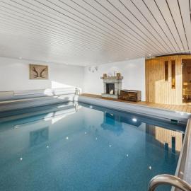 Suite4you Erlen l Privater Indoorpool ganzjährig beheizt & Sauna l 10min zum Bodensee, Parkplatz & WLAN