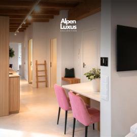 PENTHOUSE N'1 - Balcony, Sauna & Whirlpool Access