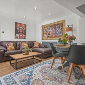 Sheffield S10 Contracter Stay I 4 beds I 2 Showers I Sleeps 5