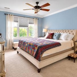 Walk to WVU Campus, Stadium & Hospital, 4BR, Hotel in Morgantown