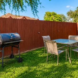 Spacious Backyard: San Juan Home Near Border!