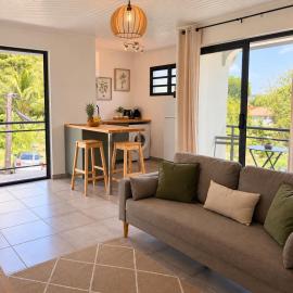 MARIN BAY - Appartements Modernes de 2 à 12 personnes - Marina & Plages