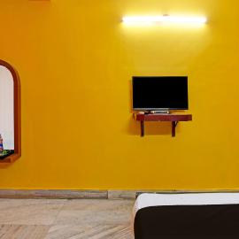 Hotel O by OYO Red Rose Near Noapara Metro Station