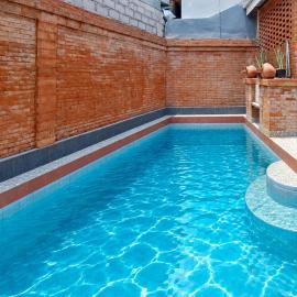 Urbanview Cottage Griyo Marto Klaten Kota, מלון בGayamprit