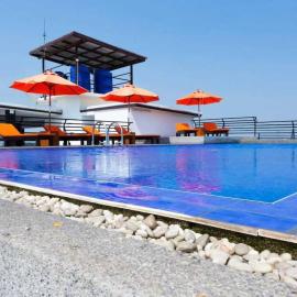 Townhouse Hillview Suites Pattaya Formerly Chatkaew Suites, hotel a Nong Prue