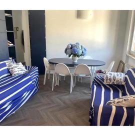 13 minute bike ride from the centre of Forte dei Marmi,2 km from the sea