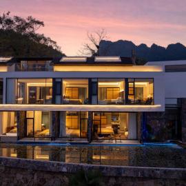 Yunding Watching the Sunrise, Admiring the Cloud Sea and Fantastic Peaks • Resort Manor