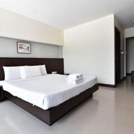 โรงแรมวังน้อย