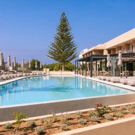 Alianthos Estate Resort - ex Alianthos Garden, ξενοδοχείο στον Πλακιά