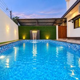 Il 3BHK II WHITE TIGER VILLA II AC II PVT POOL II, hotel i Lonavala