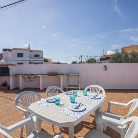 Villa Grandvale By TripAlg