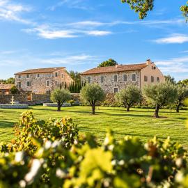 Domaine Les terres du soleil, hôtel au Muy