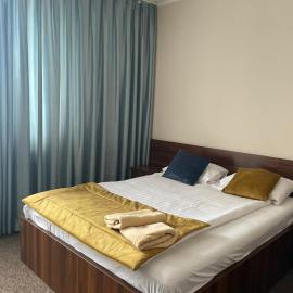 Noclegi Kolonia, hotel Świdnicában
