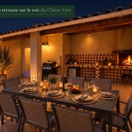 CASA TAO Le chêne vert 4 chambres loft 150m2 roof Top barbecue, Hotel in Riez