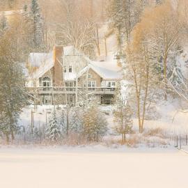 Waterfront - hot tub - Theatre - Mont-Tremblant – hotel w mieście La Minerve