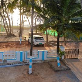 HIS GRACE - Star of Sea PRIVATE BEACH FRONT at MALPE