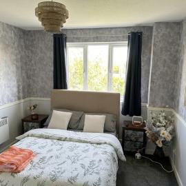 Cosy flat 27 Jerviston court Motherwell, hotel a Motherwell