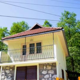 MATT'S House, hotel a Tuşnad