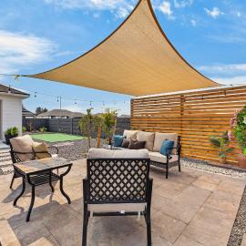 The Sunset Corner-3Bed, 2 Bath & A Fireplace Home