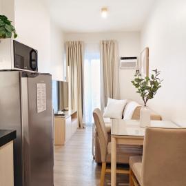 Cozy 1BR Condo in Antara Talisay With Pool SeaView